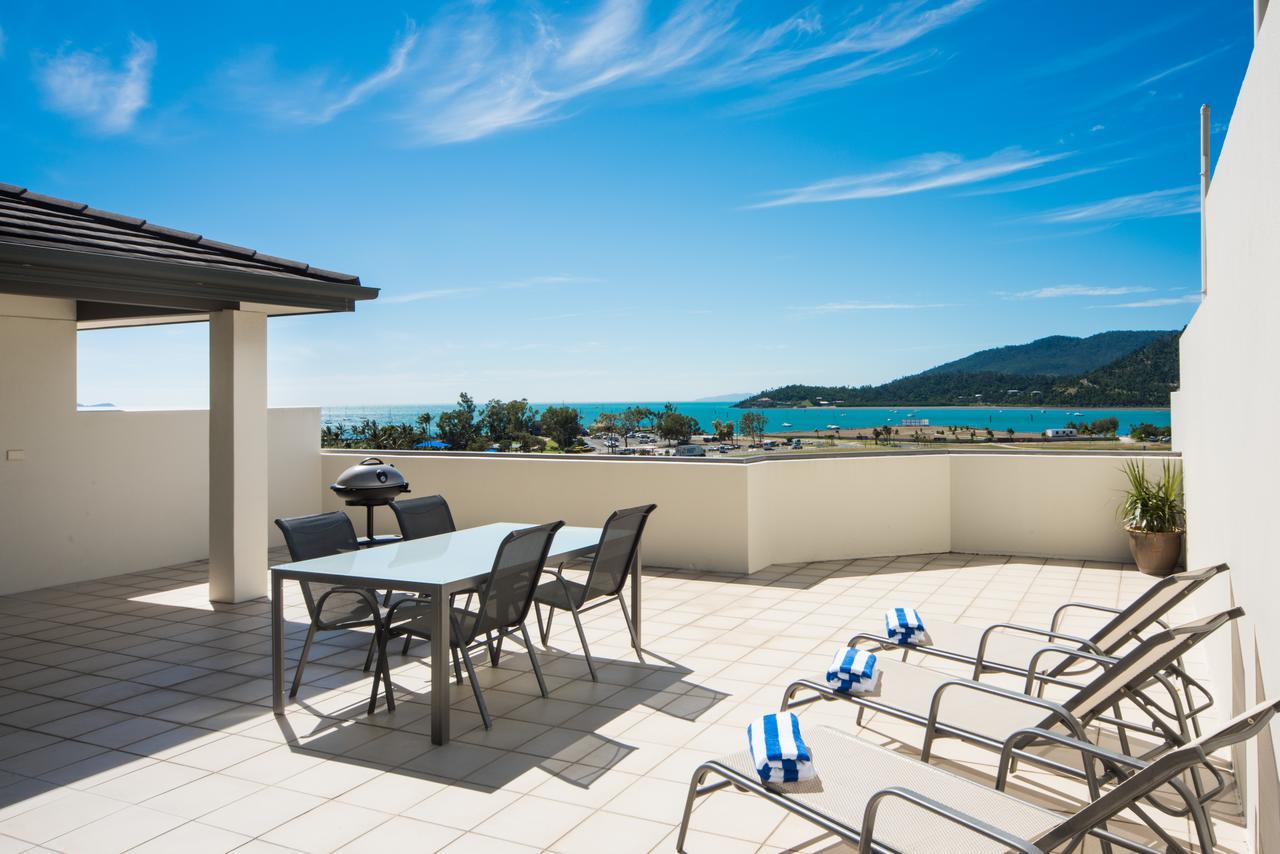 Portside Whitsunday Luxury Holiday Apartments Airlie Beach Exterior photo