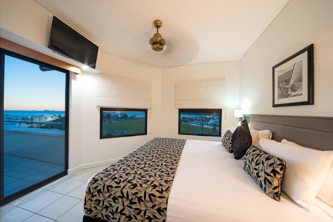 Portside Whitsunday Luxury Holiday Apartments Airlie Beach Exterior photo